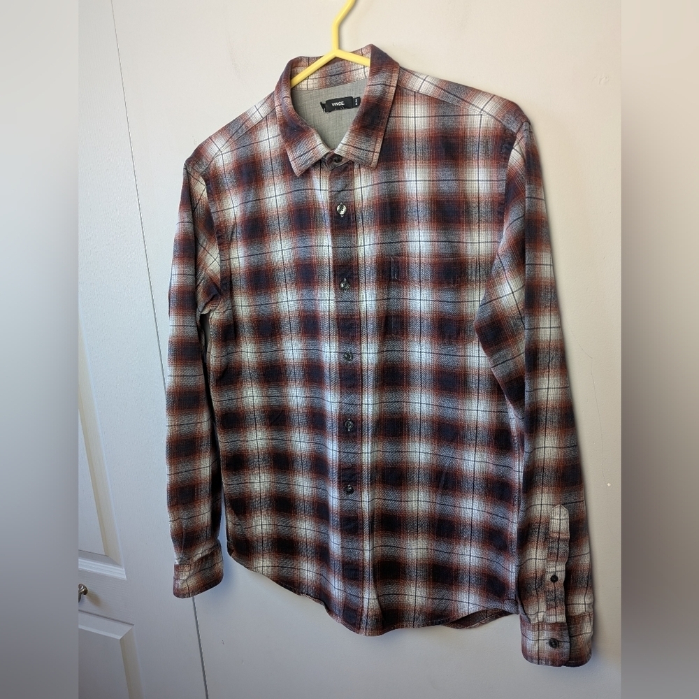 VINCE Plaid Men Causal Button Down Shirt Size Medium Super Soft Comfy